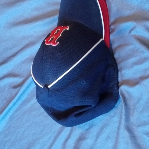 Boston Red Sox ball cap - Picture 4 of 8